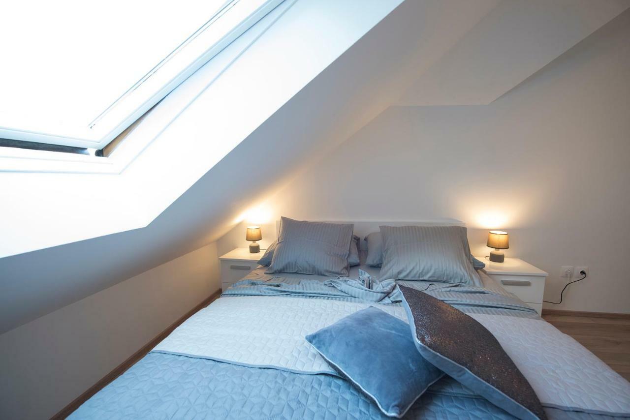 The Roof - Luxury Apartment Omis Exterior photo
